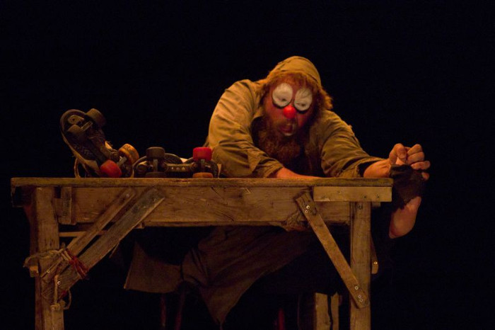 Le clown Le Boudu, alias Bonaventure Gacon dans "Par le Boudu". Crédit photo : Jean-Pierre Estournet