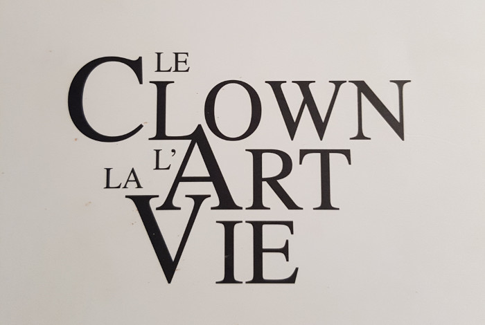 « Le Clown L'Art La Vie », Michel Dallaire, septembre 2015, 192 p. Auto-édition.